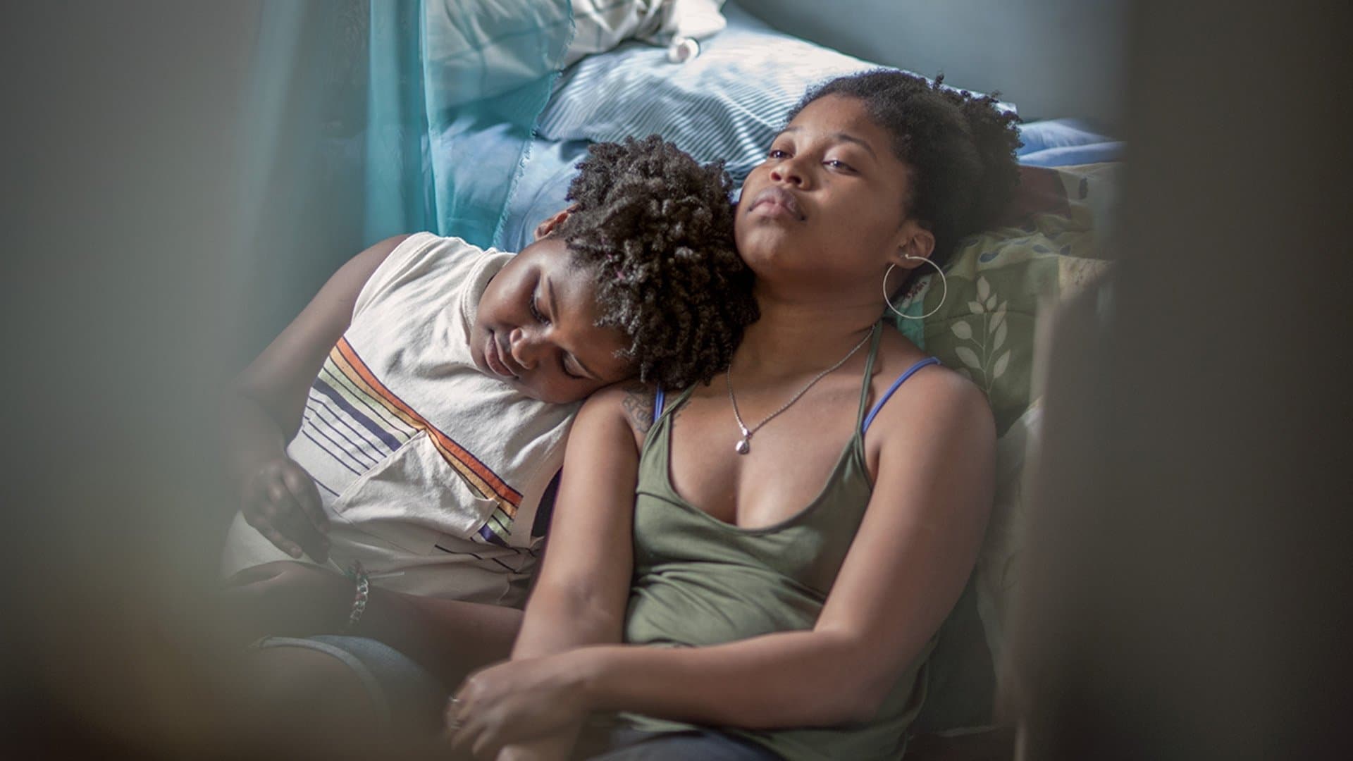 나이트 컴즈 온