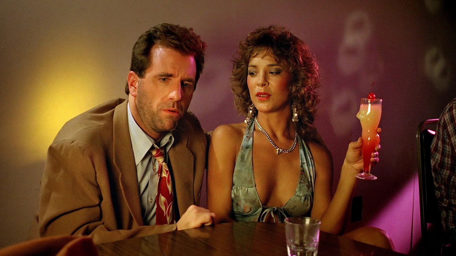 헐리웃 전기톱 매춘부