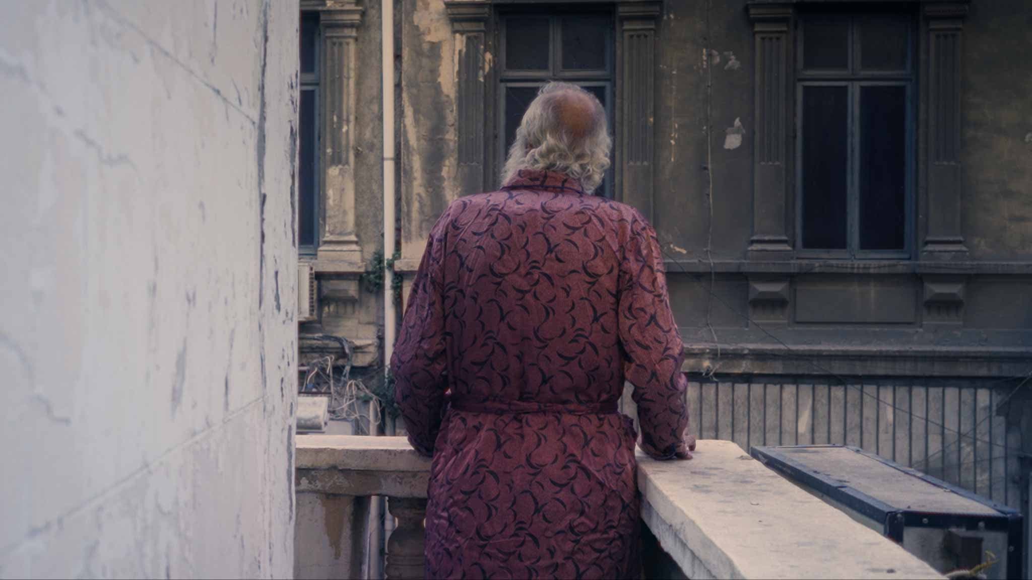 عن أشياء لا أعرفها