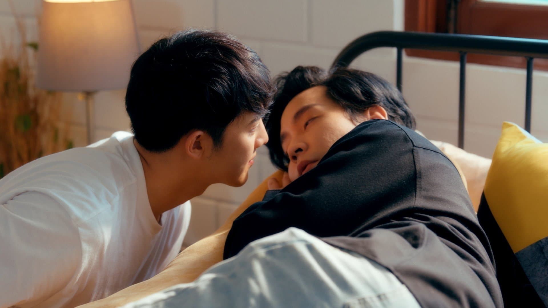 ปลื้มคนโปรด