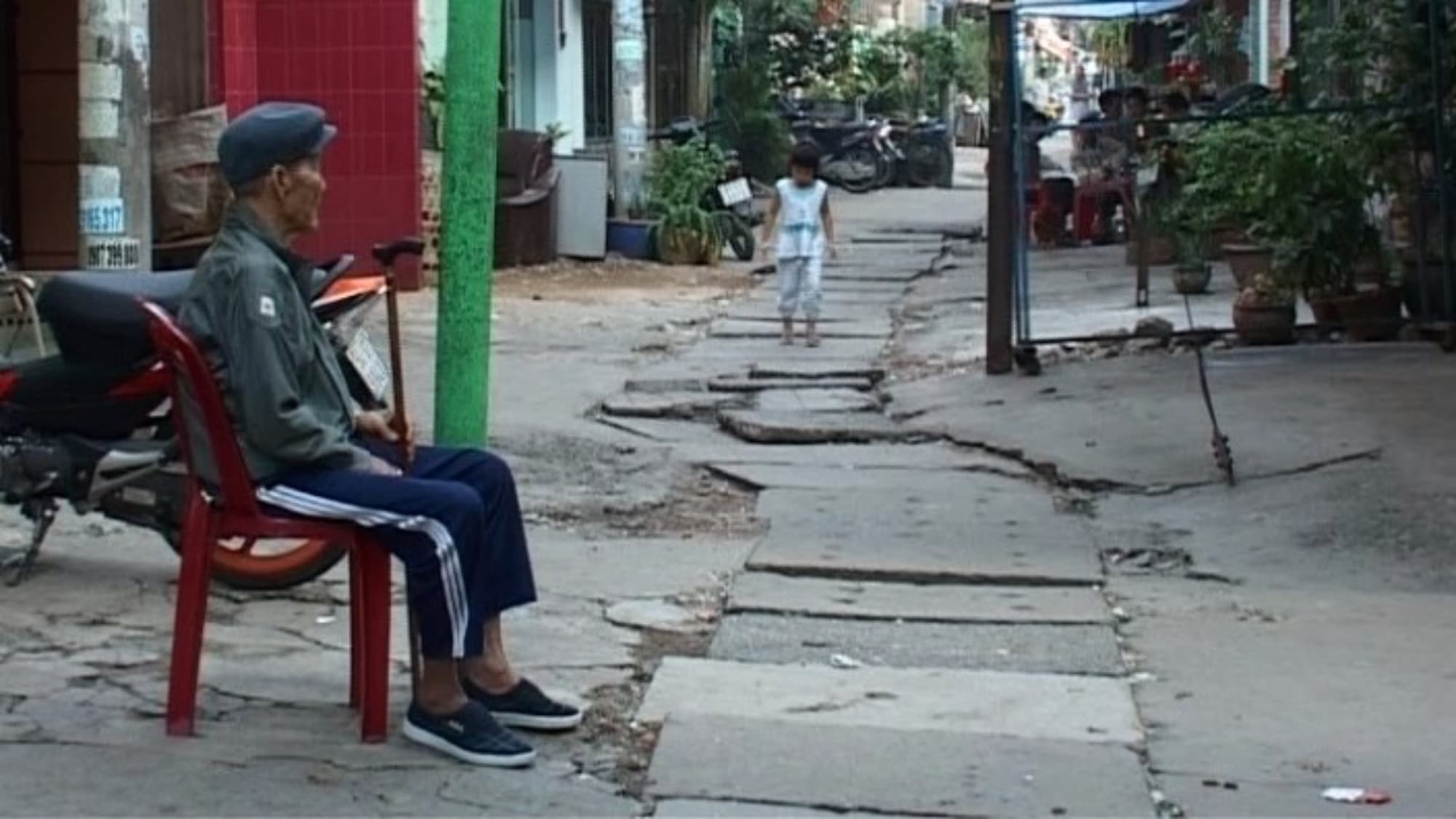 Xóm Trường Tiền