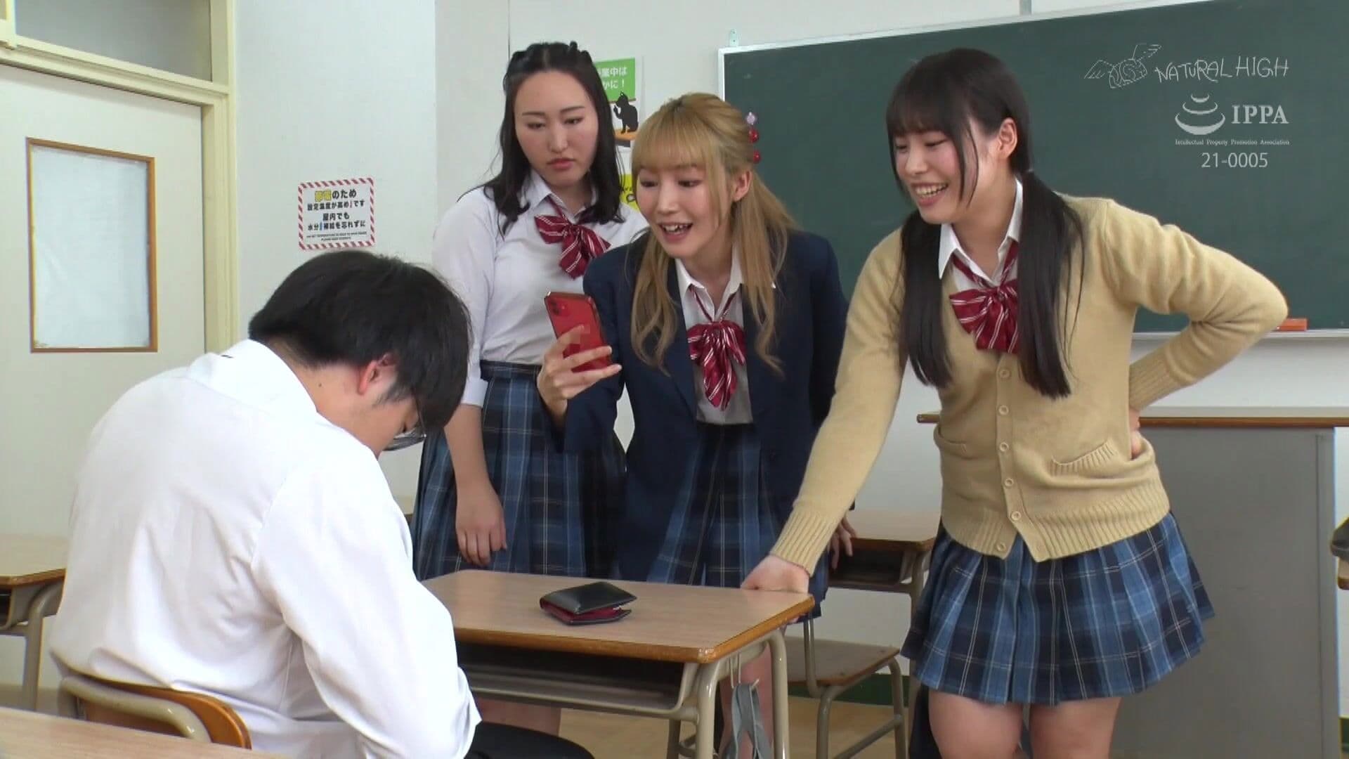 나를 괴롭히던 여자들을 차례로 항문 섹스하고 3명 나란히 복수로 항문 개발시켰다!