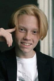 Максим Титов