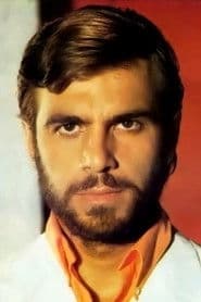 Λάκης Κομνηνός