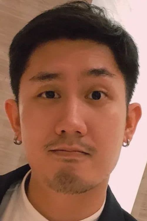 มาร์ค ธาดา หาญพิพัฒน์มงคล