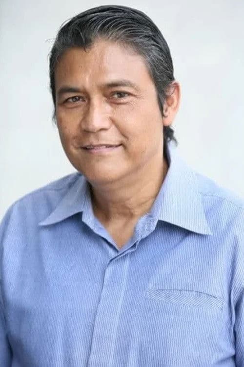 เอ๋ ไพโรจน์ สังวริบุตร