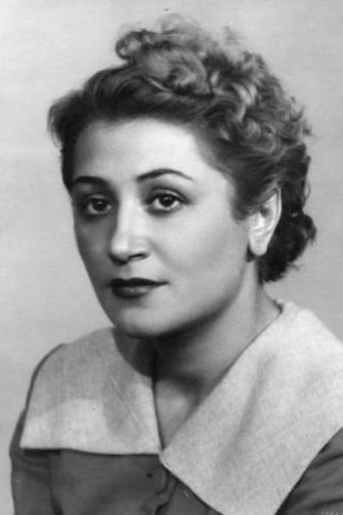 Олександра Смолярова