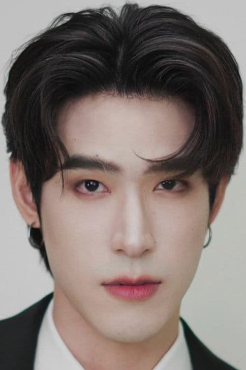 อัศวฤทธิ์ พินิตกาญจนพันธุ์