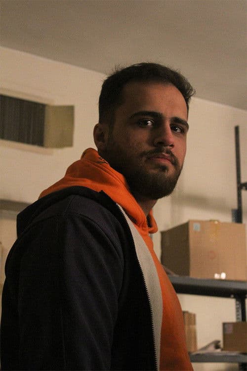 پوریا حسین‌زاده