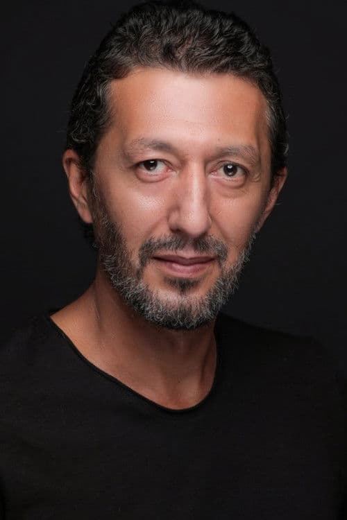 Mustafa Özer