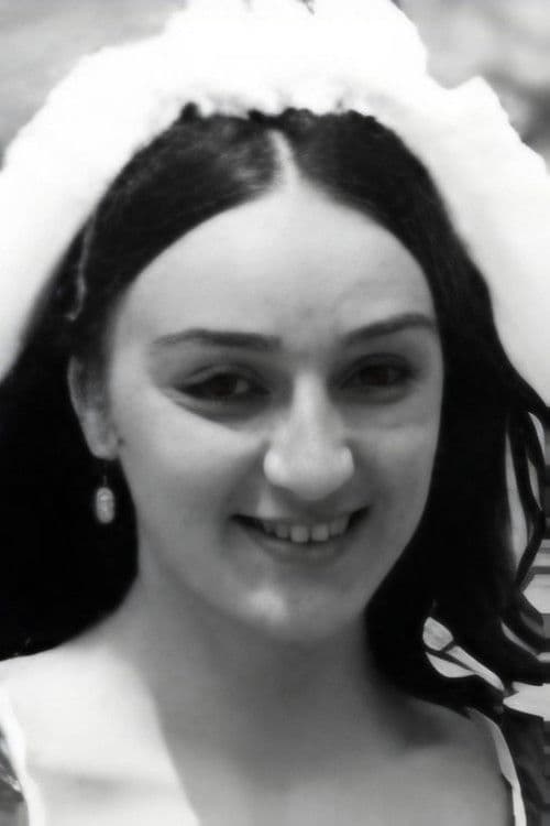 ნესტან შარია