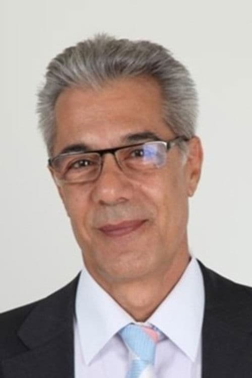 Σταύρος Λούρας