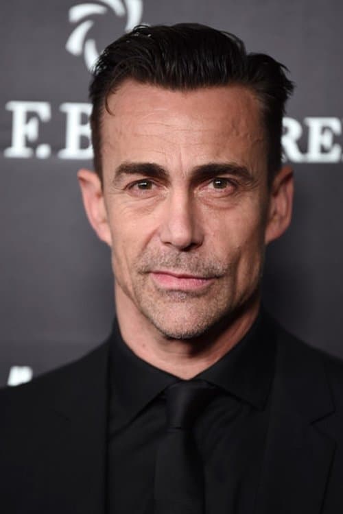 다니엘 베른하르트